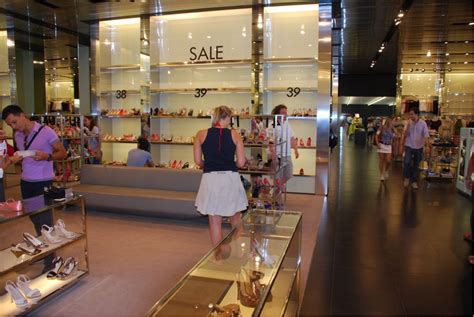 prada outlet italien gardasee|prada outlet venedig.